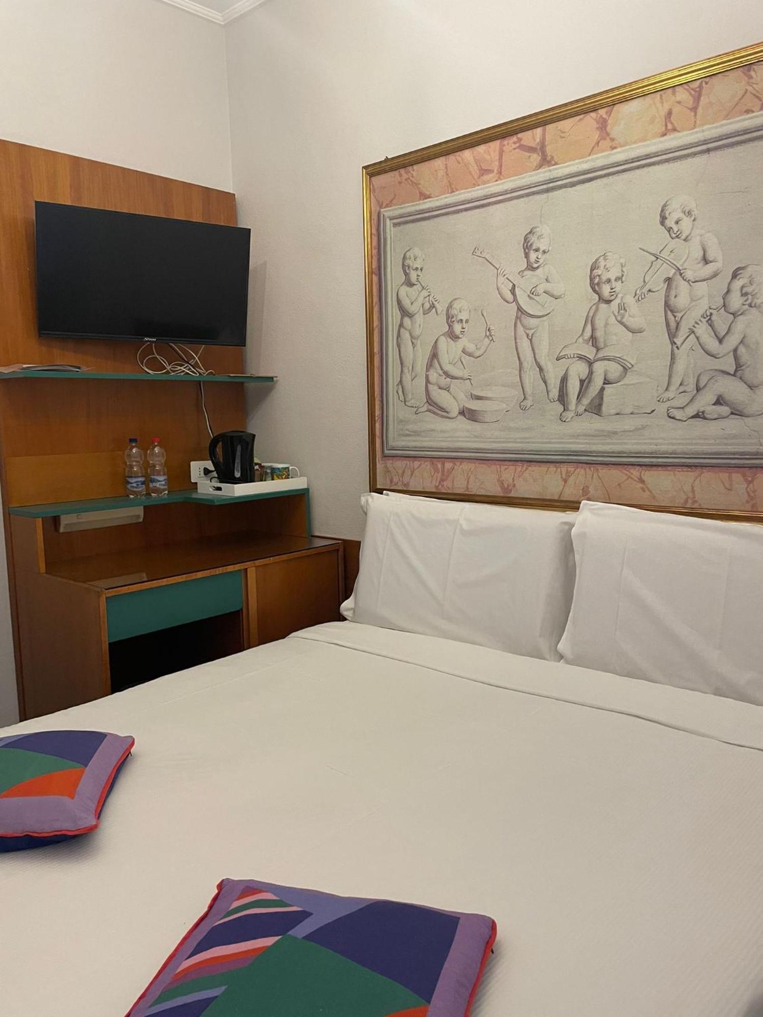 Hotel La Bussola Cittiglio Extérieur photo
